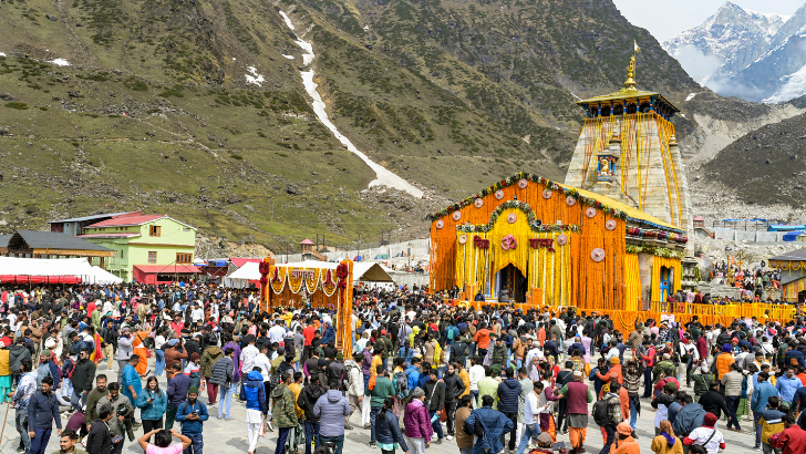 https://salarnews.in/public/uploads/images/newsimages/maannewsimage03052025_133514_Story Hero Image (59).png